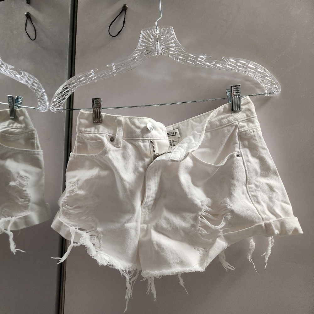 Loose Ripped Cute Shorts